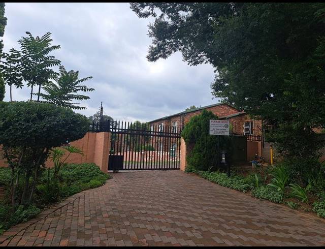 2 BEDROOM APARTMENT FOR SALE IN DISCOVERY